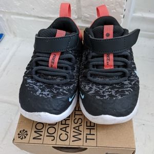 NIKE Kids Sneakers